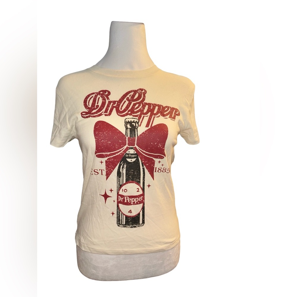 Dr Pepper Girls Graphic Tee NEW w/o TAGS Xsmall